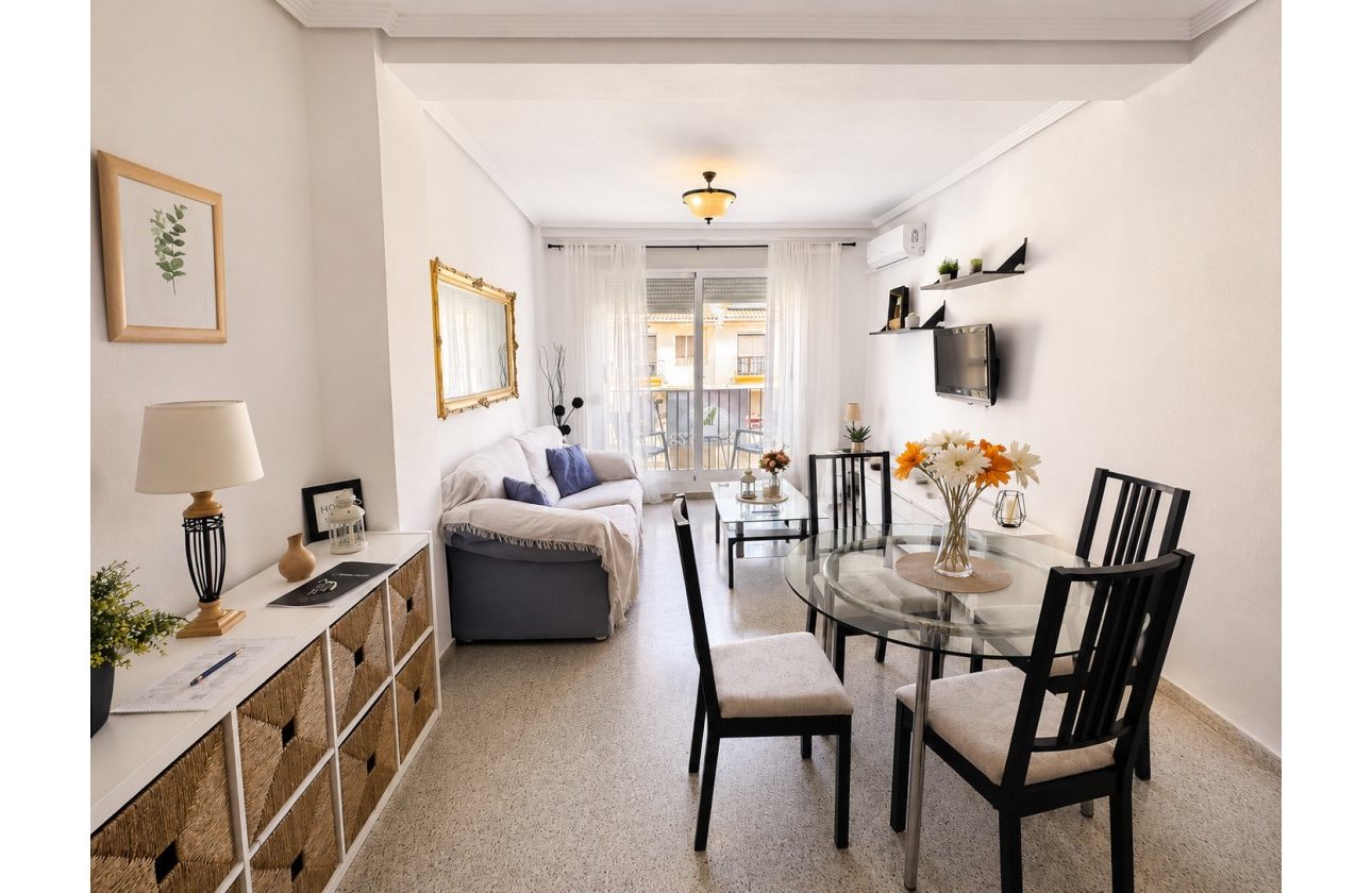 Reventa - Apartamento / piso - San Miguel de Salinas