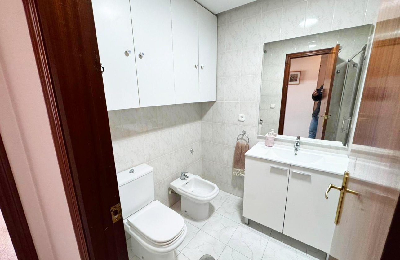 Reventa - Apartamento / piso - San Miguel de Salinas