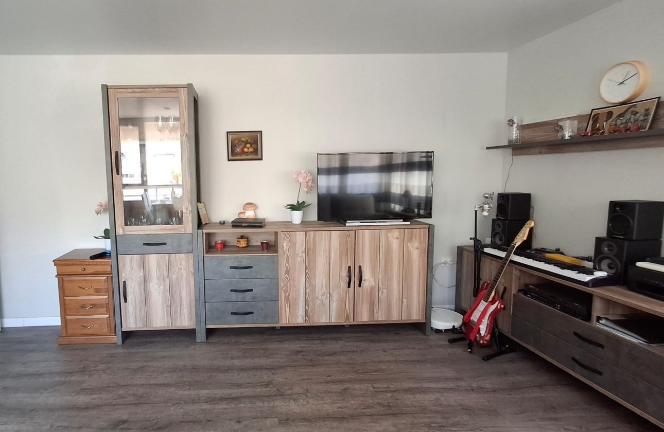 Resale - Apartment / flat - Torrevieja - Playa de El Cura