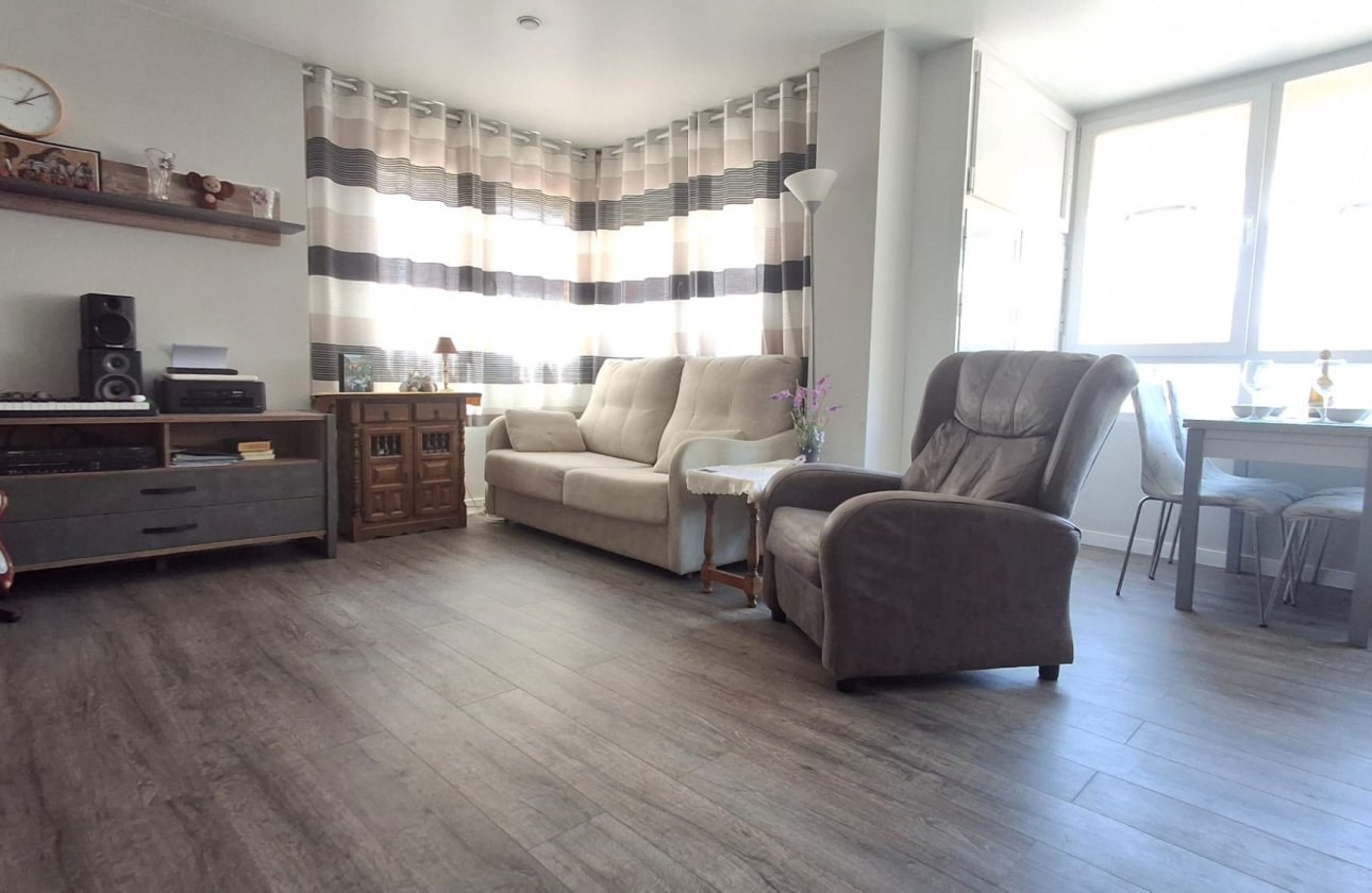Resale - Apartment / flat - Torrevieja - Playa de El Cura