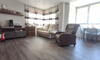 Resale - Apartment / flat - Torrevieja - Playa de El Cura