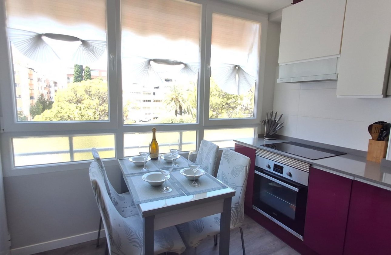Resale - Apartment / flat - Torrevieja - Playa de El Cura