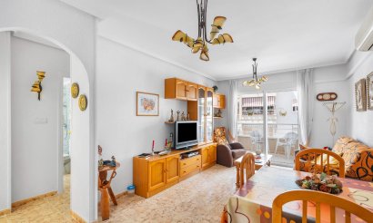 Resale - Apartment / flat - Torrevieja - Estacion de autobuses