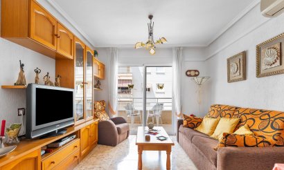 Resale - Apartment / flat - Torrevieja - Estacion de autobuses