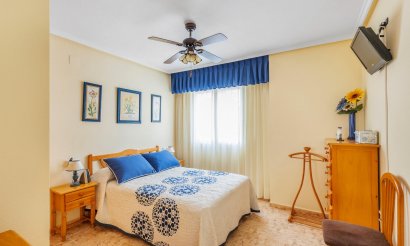 Resale - Apartment / flat - Torrevieja - Estacion de autobuses