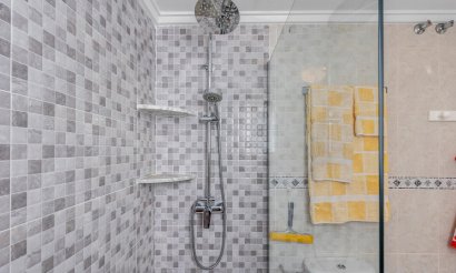 Resale - Apartment / flat - Torrevieja - Estacion de autobuses