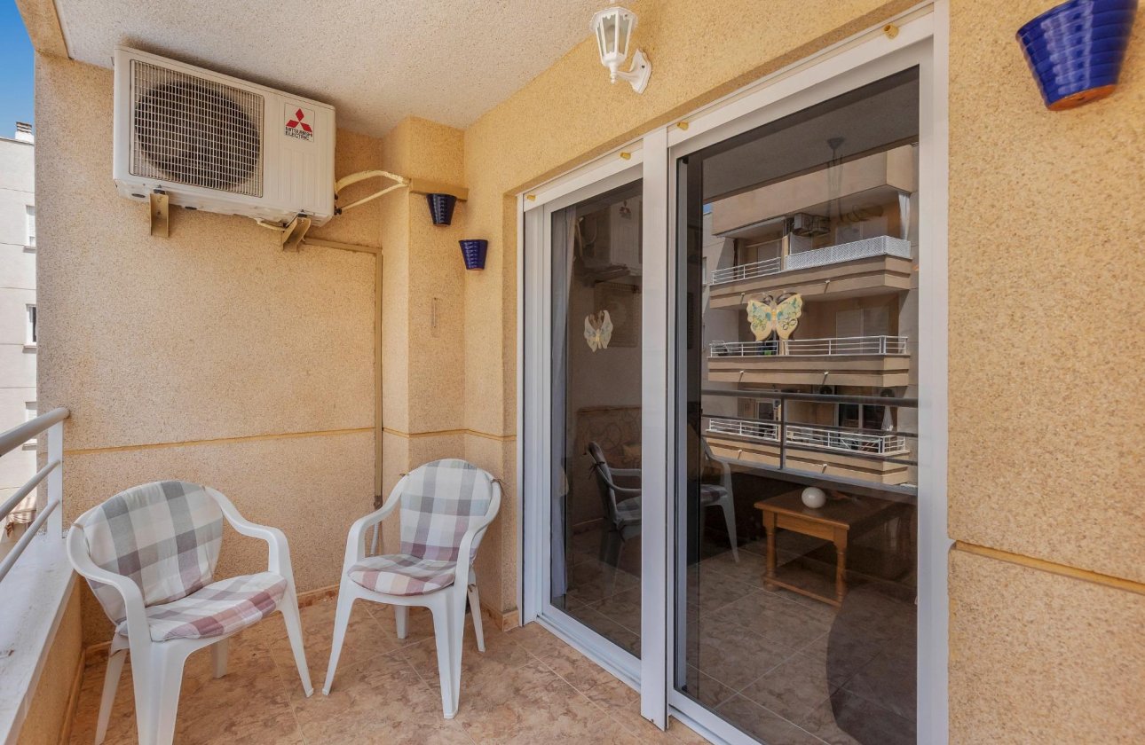Resale - Apartment / flat - Torrevieja - Estacion de autobuses