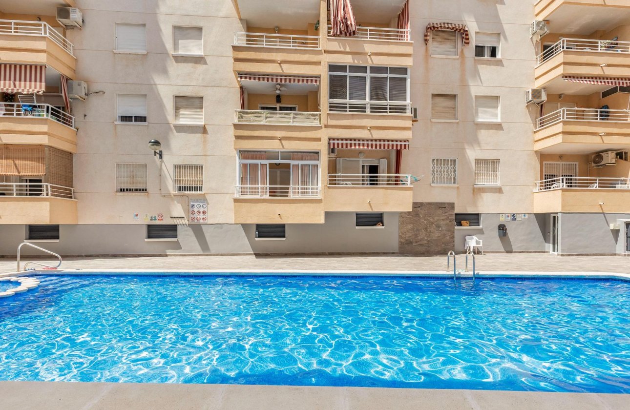 Resale - Apartment / flat - Torrevieja - Estacion de autobuses