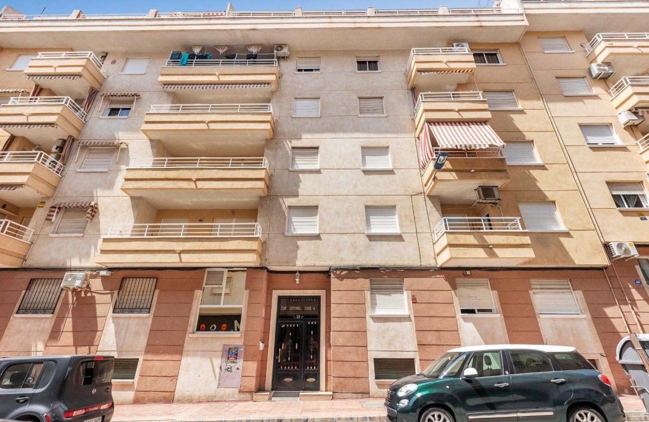 Resale - Apartment / flat - Torrevieja - Estacion de autobuses