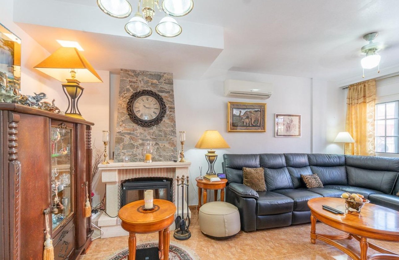 Resale - Townhouse - Orihuela Costa - Villamartin