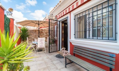 Resale - Townhouse - Orihuela Costa - Villamartin