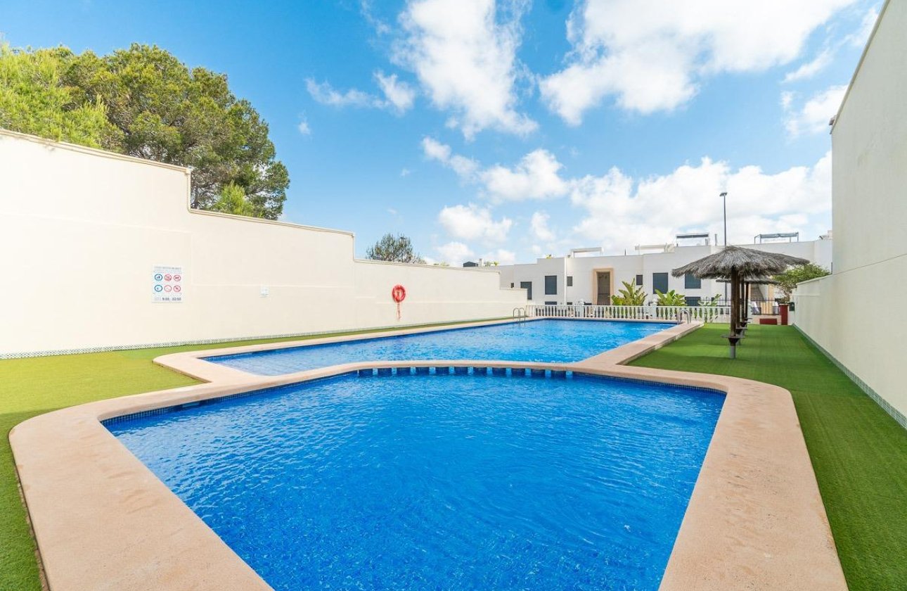 Resale - Townhouse - Orihuela Costa - Villamartin