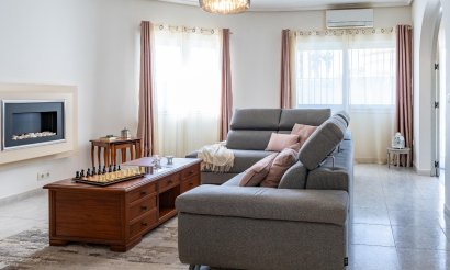 Resale - Villa - Orihuela Costa - Playa Flamenca