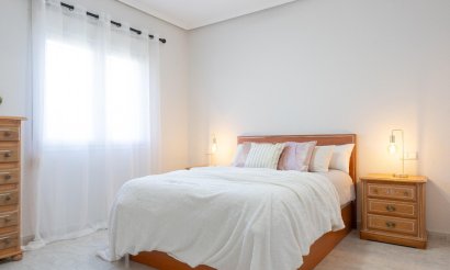 Resale - Villa - Orihuela Costa - Playa Flamenca