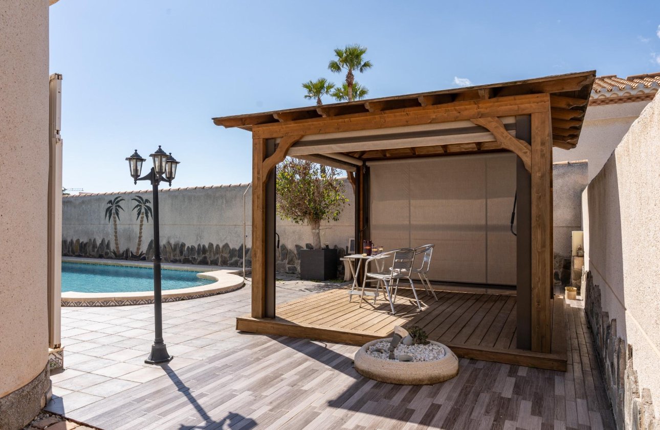 Resale - Villa - Orihuela Costa - Playa Flamenca