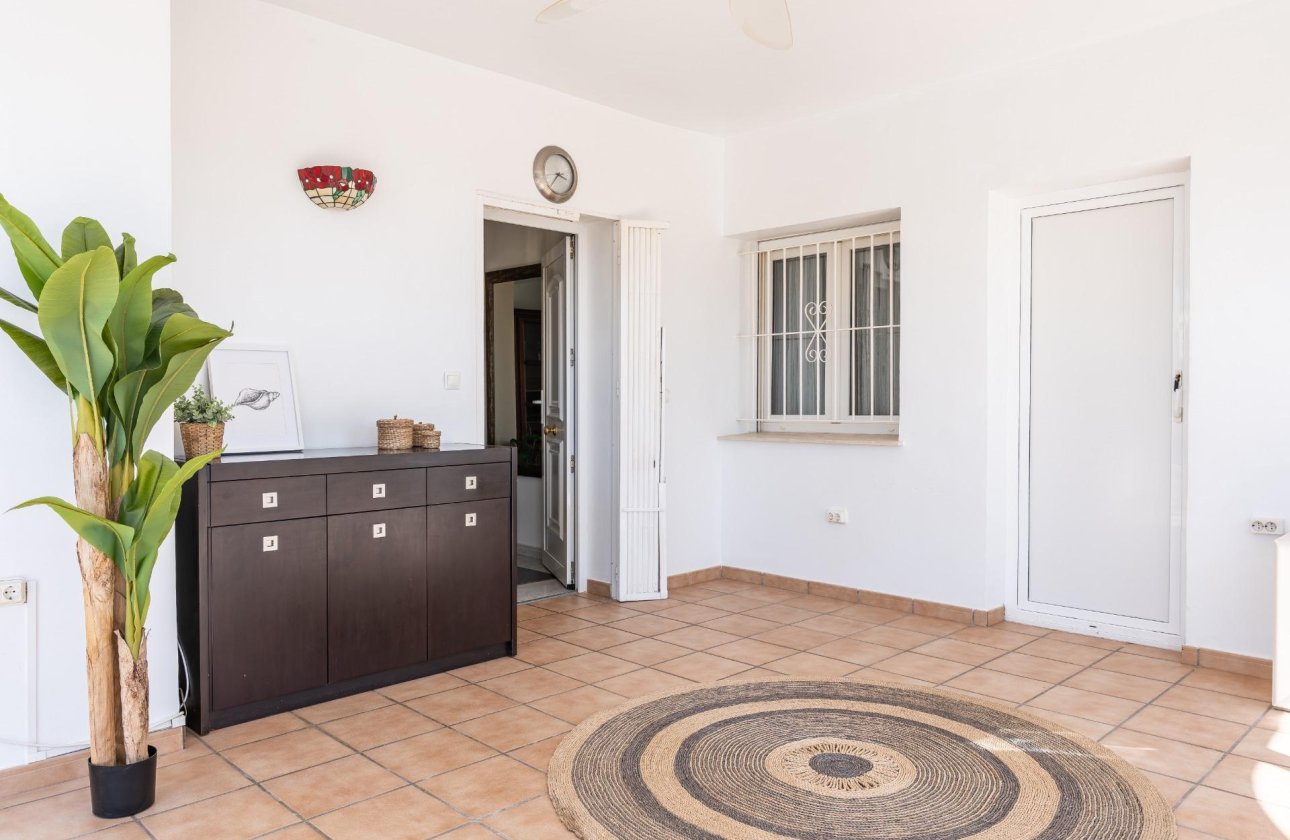 Resale - Villa - Orihuela Costa - Playa Flamenca