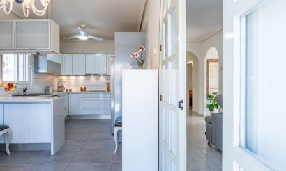 Resale - Villa - Orihuela Costa - Playa Flamenca