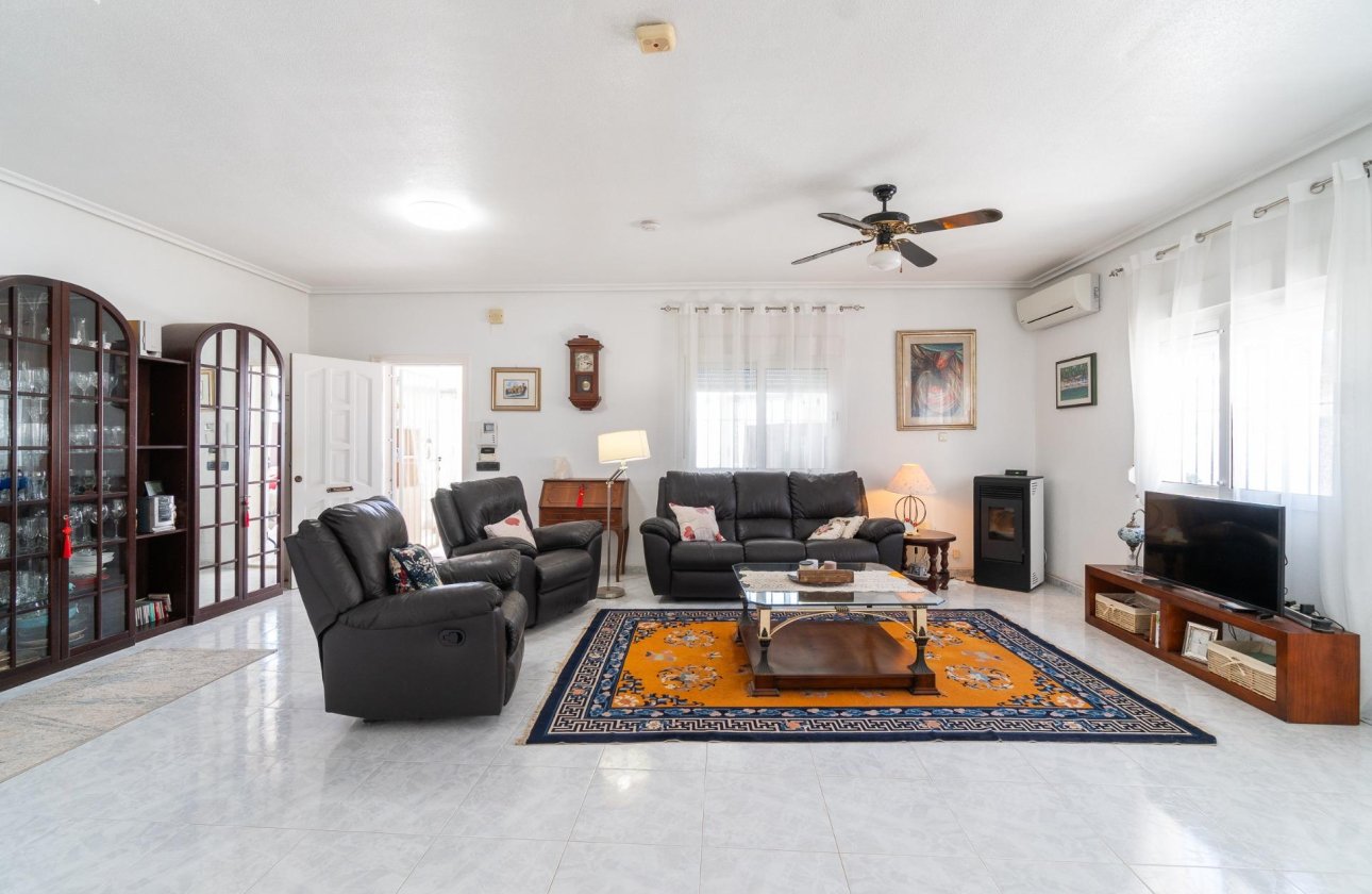 Resale - Villa - Orihuela Costa - Playa Flamenca