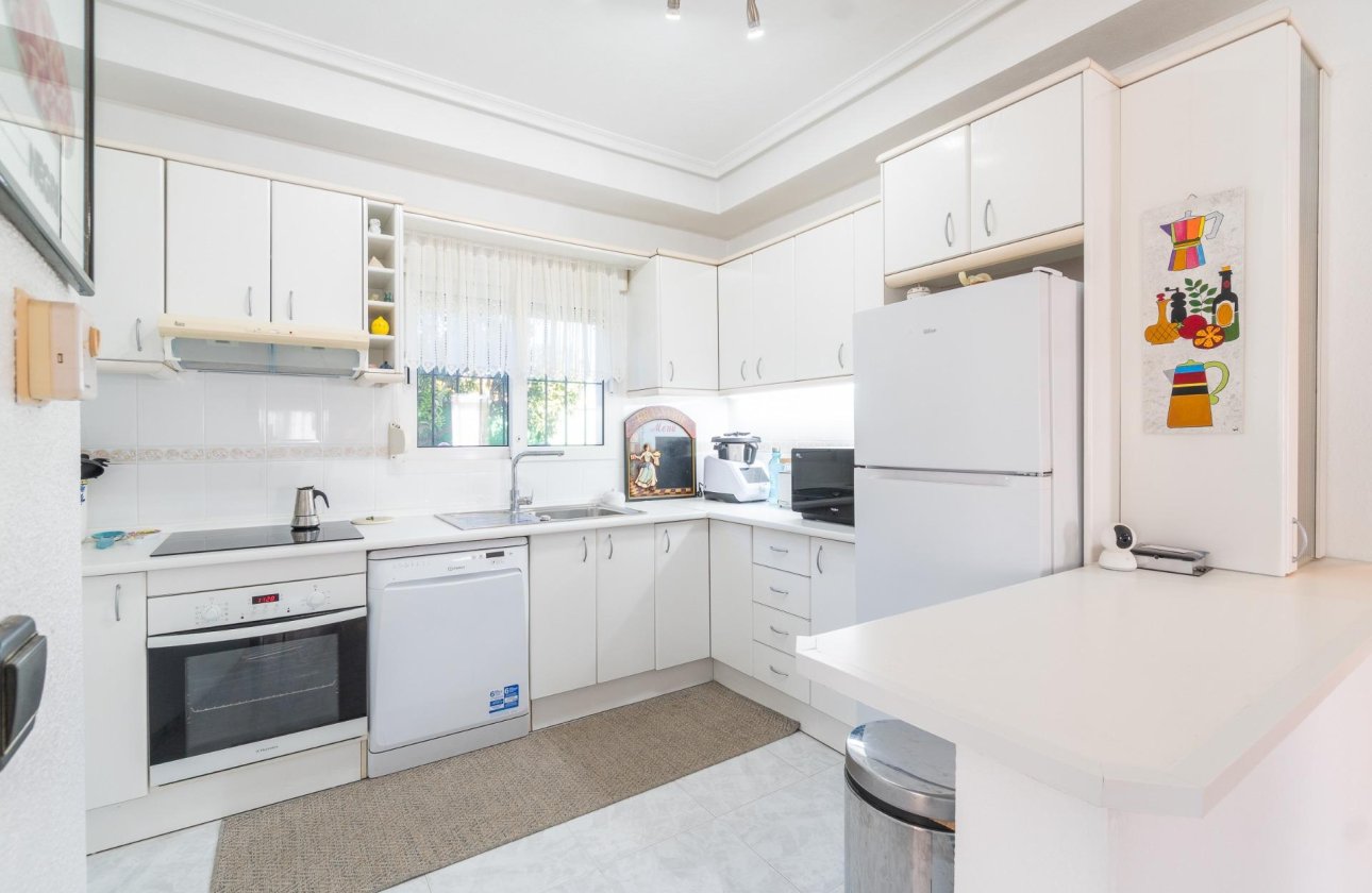 Resale - Villa - Orihuela Costa - Playa Flamenca