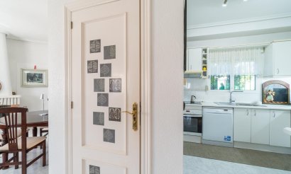 Resale - Villa - Orihuela Costa - Playa Flamenca