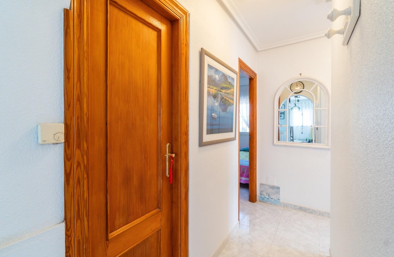 Resale - Villa - Orihuela Costa - Playa Flamenca