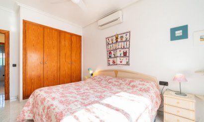 Resale - Villa - Orihuela Costa - Playa Flamenca