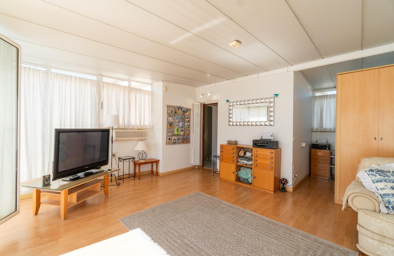 Resale - Villa - Orihuela Costa - Playa Flamenca