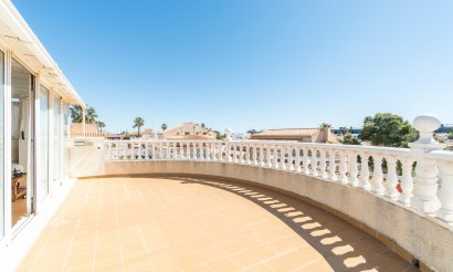 Resale - Villa - Orihuela Costa - Playa Flamenca