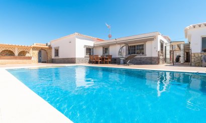 Resale - Villa - Torrevieja - Torreta florida