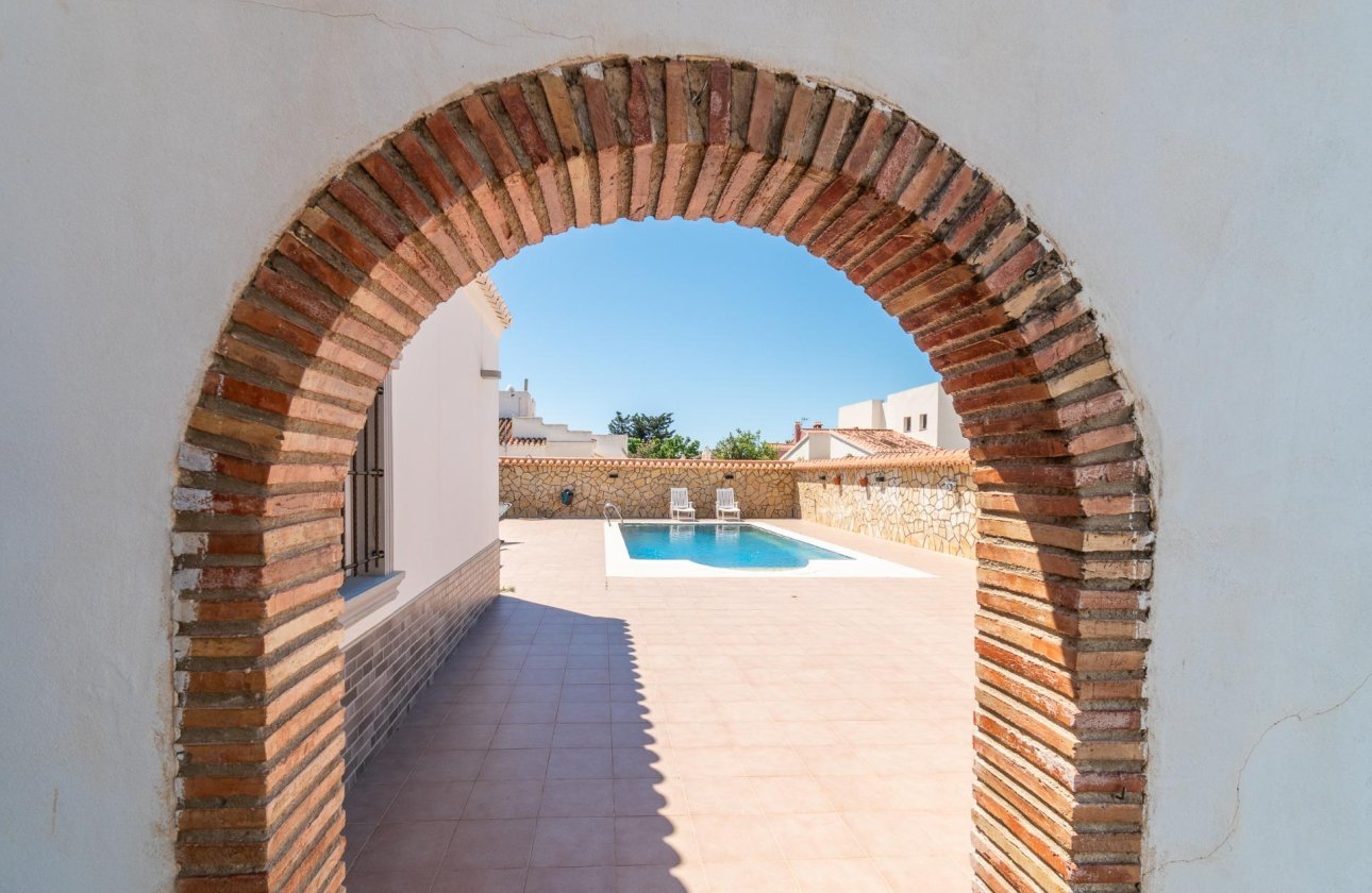 Resale - Villa - Torrevieja - Torreta florida