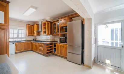 Resale - Villa - Torrevieja - Torreta florida