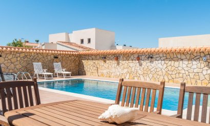 Resale - Villa - Torrevieja - Torreta florida