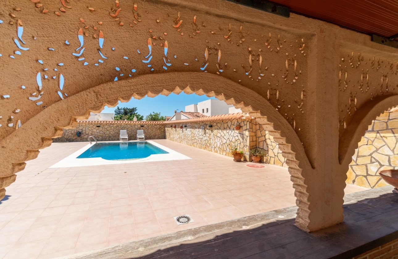 Resale - Villa - Torrevieja - Torreta florida