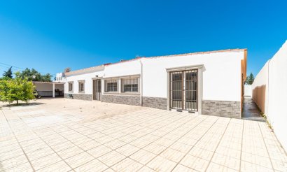Resale - Villa - Torrevieja - Torreta florida