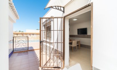 Resale - Villa - Torrevieja - Torreta florida