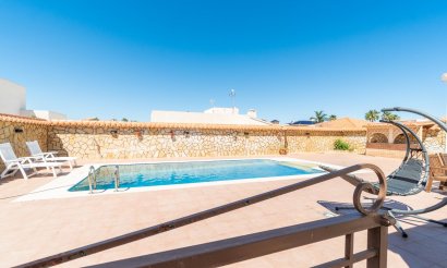 Resale - Villa - Torrevieja - Torreta florida