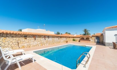 Resale - Villa - Torrevieja - Torreta florida
