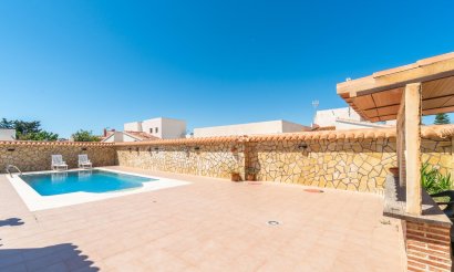 Resale - Villa - Torrevieja - Torreta florida