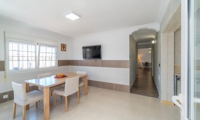 Resale - Villa - Torrevieja - Torreta florida