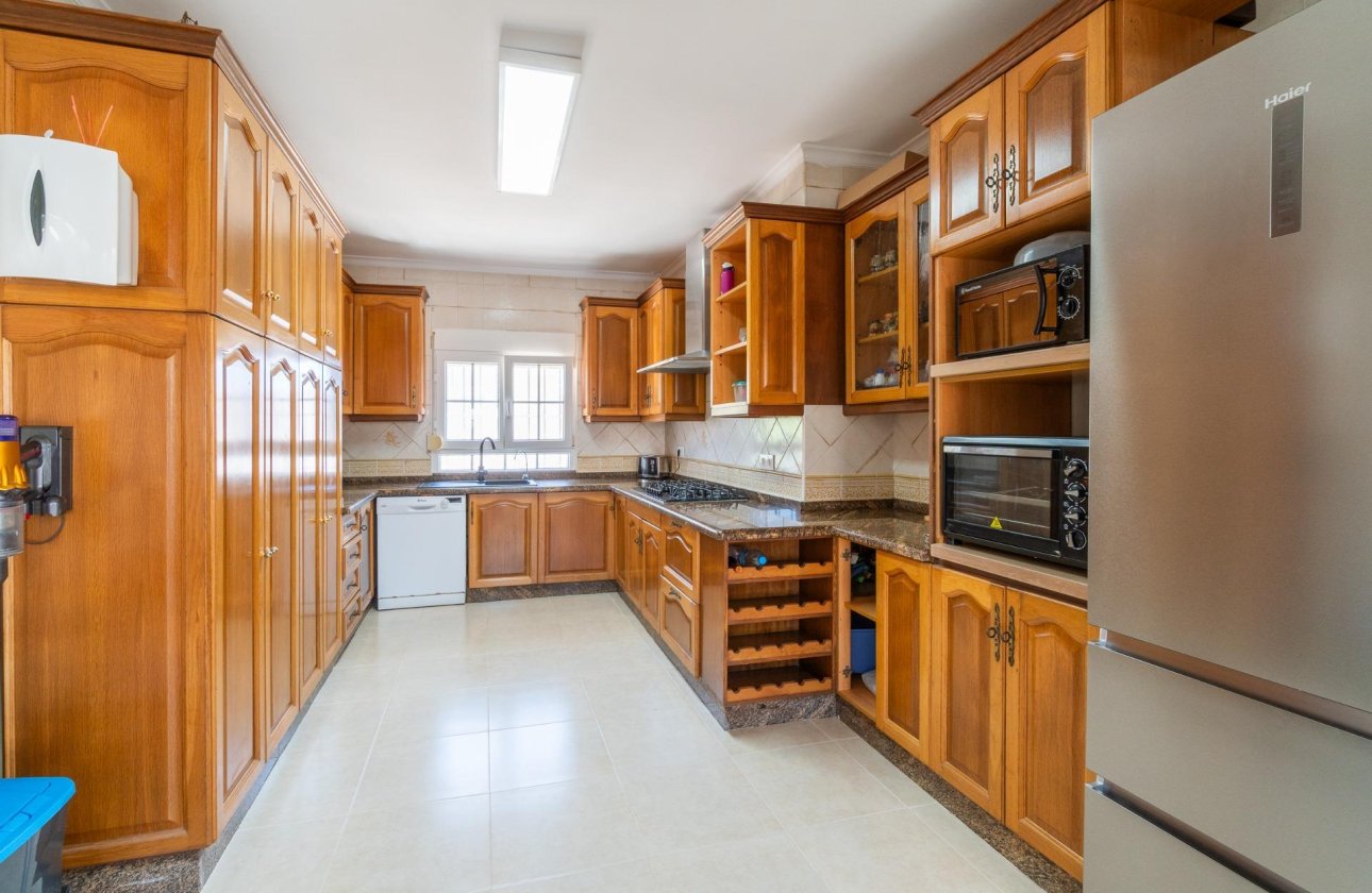 Resale - Villa - Torrevieja - Torreta florida