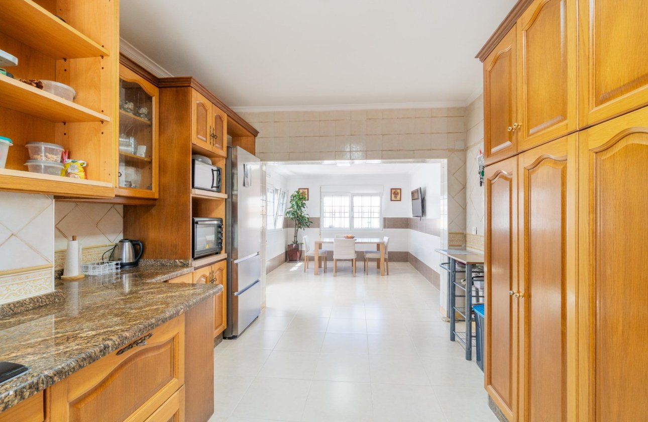Resale - Villa - Torrevieja - Torreta florida