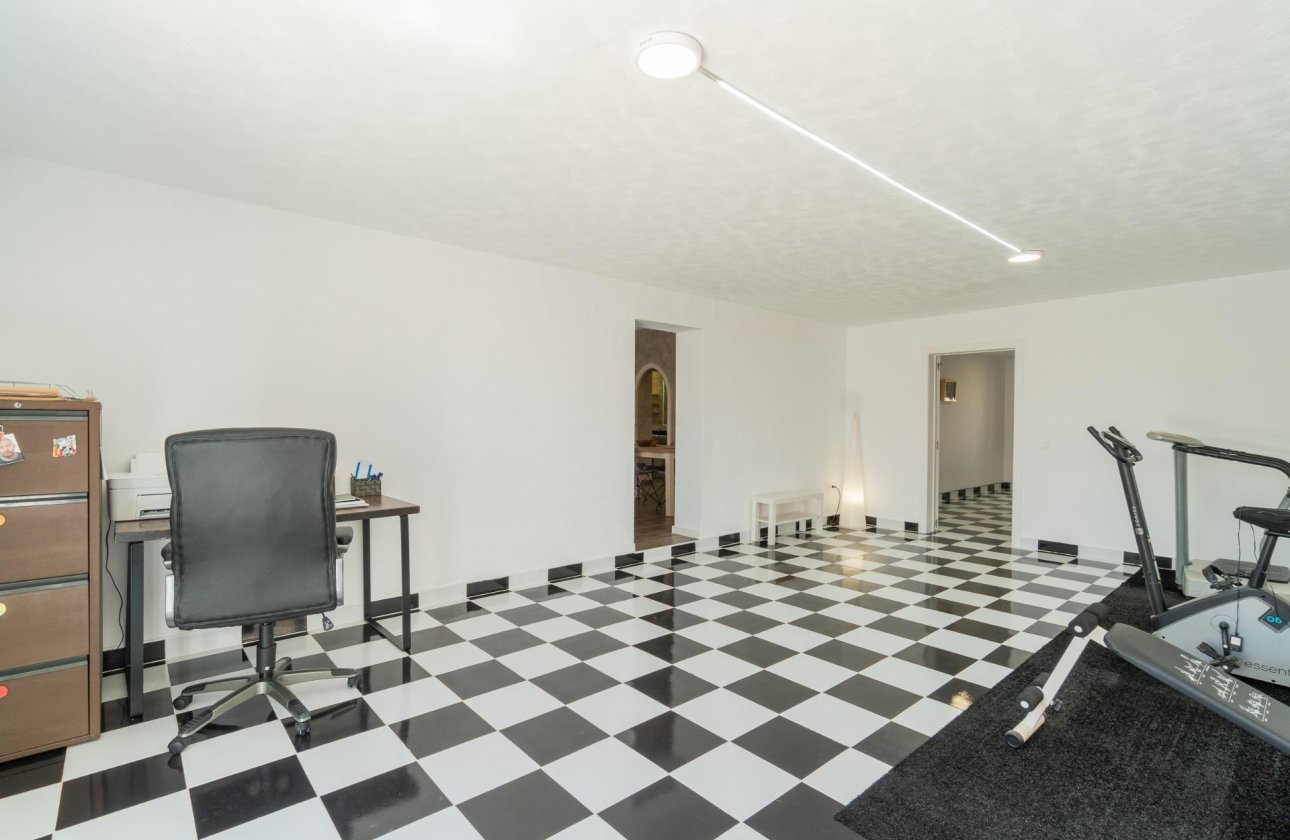 Resale - Villa - Torrevieja - Torreta florida