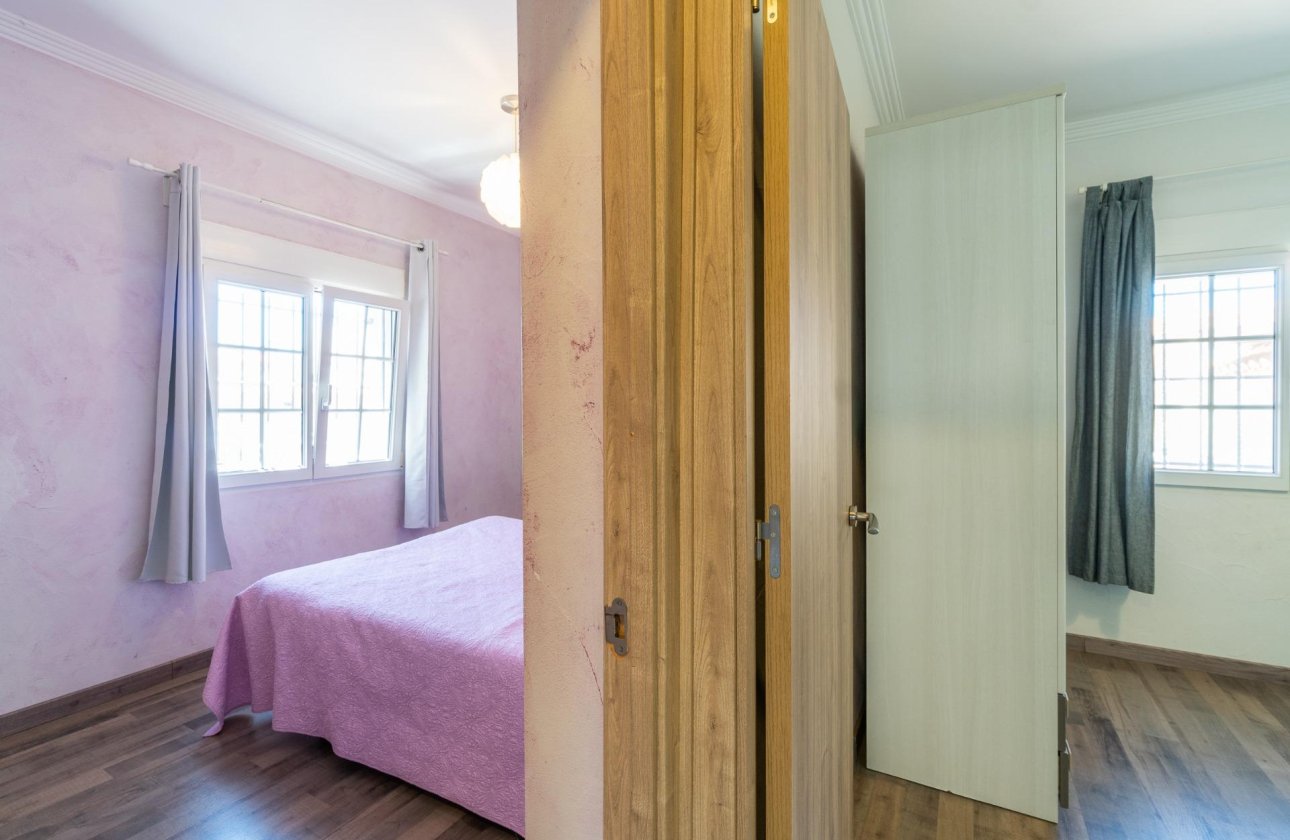Resale - Villa - Torrevieja - Torreta florida