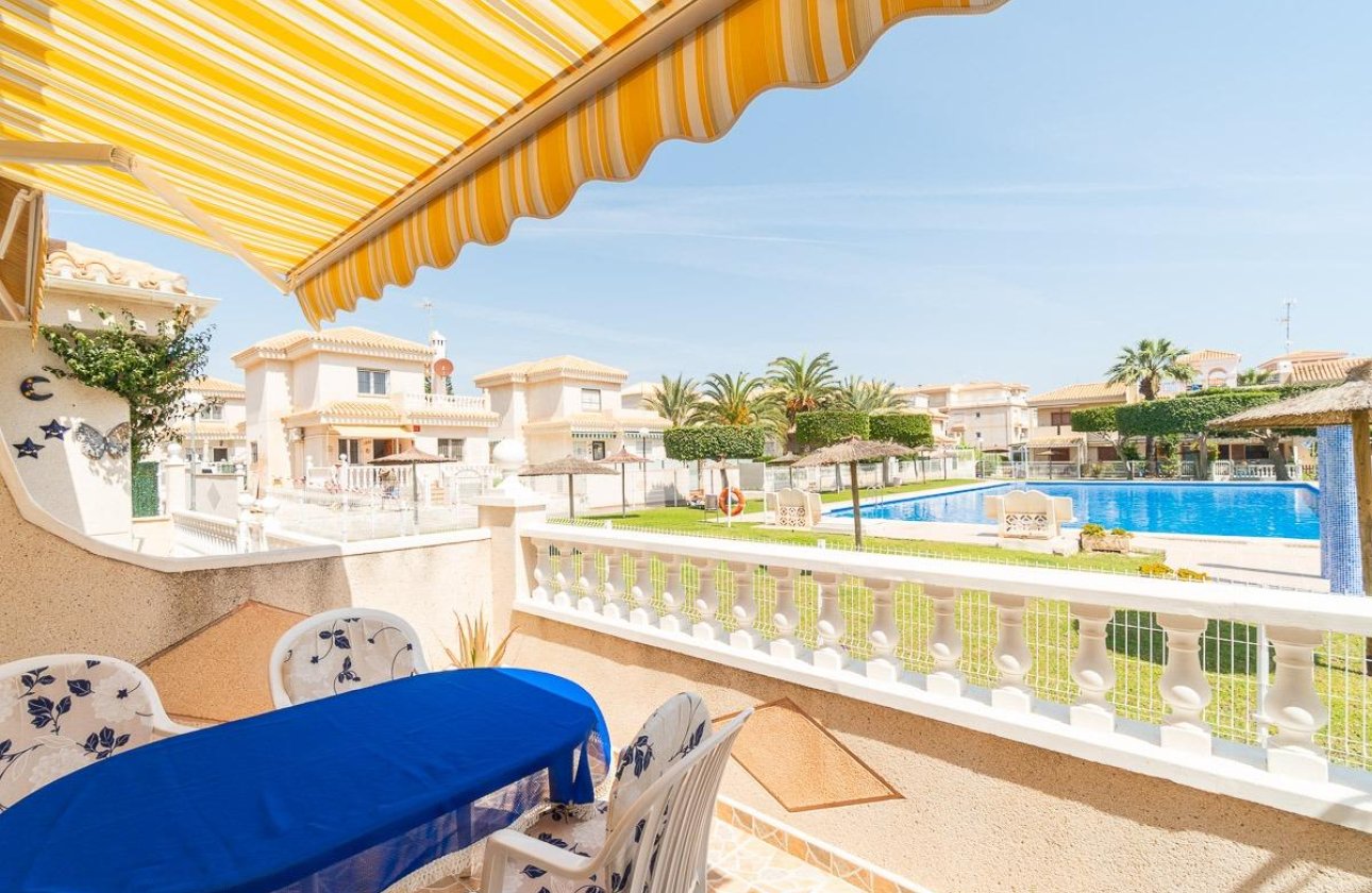 Resale - Villa - Orihuela Costa - Playa Flamenca