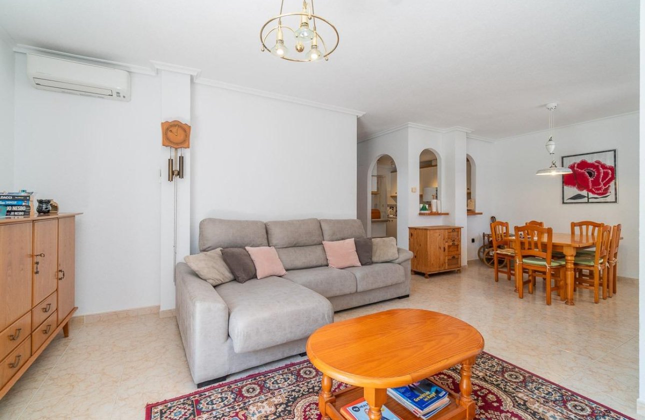 Resale - Villa - Orihuela Costa - Playa Flamenca