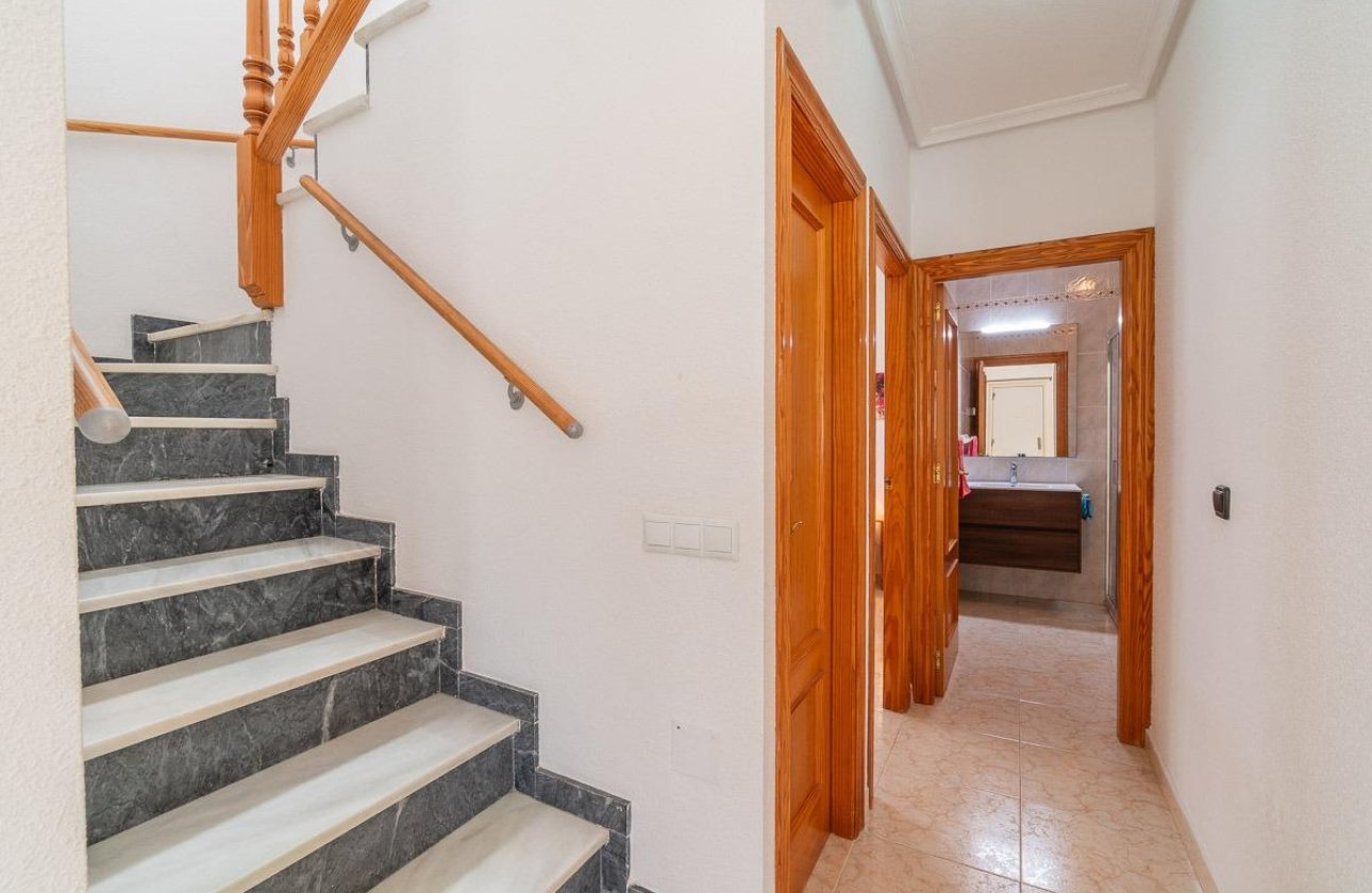 Resale - Villa - Orihuela Costa - Playa Flamenca