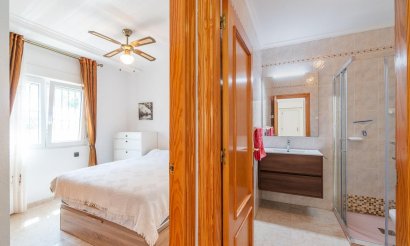 Resale - Villa - Orihuela Costa - Playa Flamenca