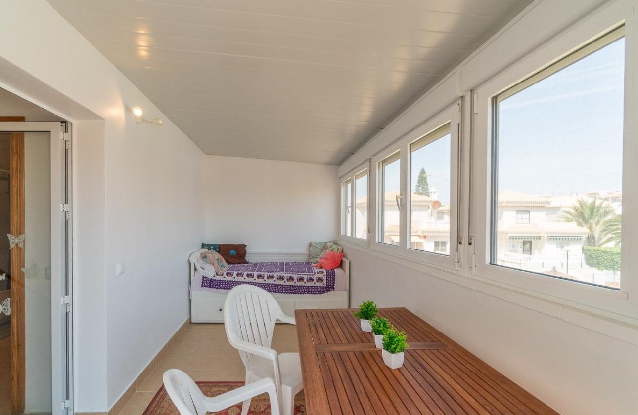 Resale - Villa - Orihuela Costa - Playa Flamenca