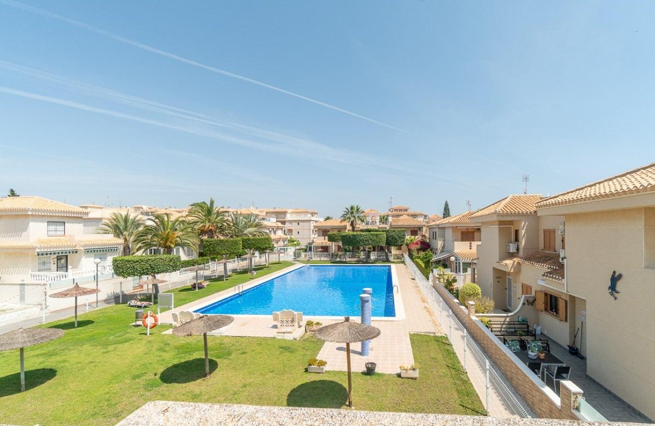 Resale - Villa - Orihuela Costa - Playa Flamenca