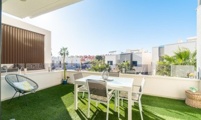 Resale - Townhouse - Orihuela Costa - Villamartin
